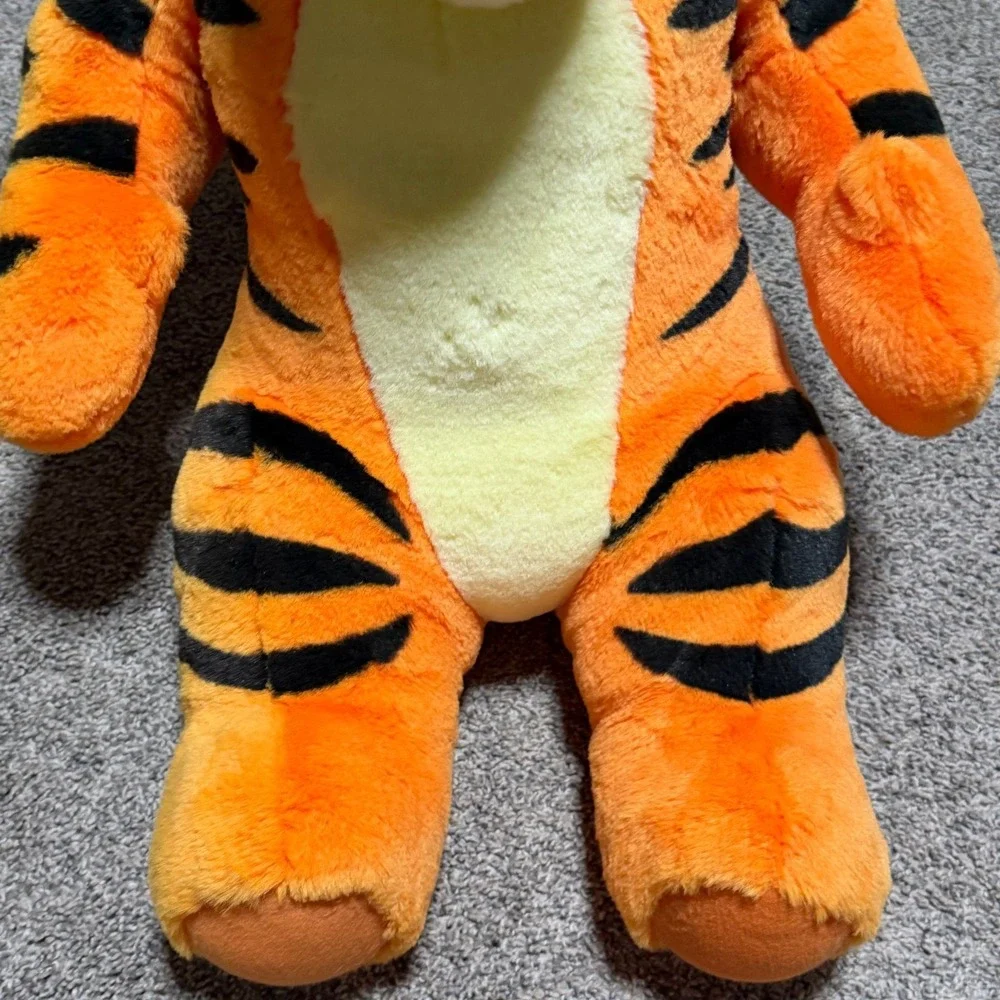 Jumbo talking tigger